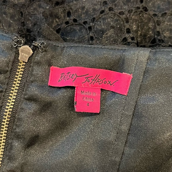 Vintage Betsy Johnson Black Strapless w removable “halter” strap - Picture 10 of 16